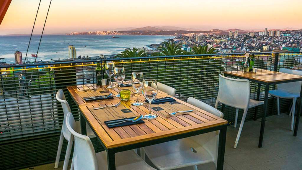 Verso Hotel Valparaiso Restoran gambar